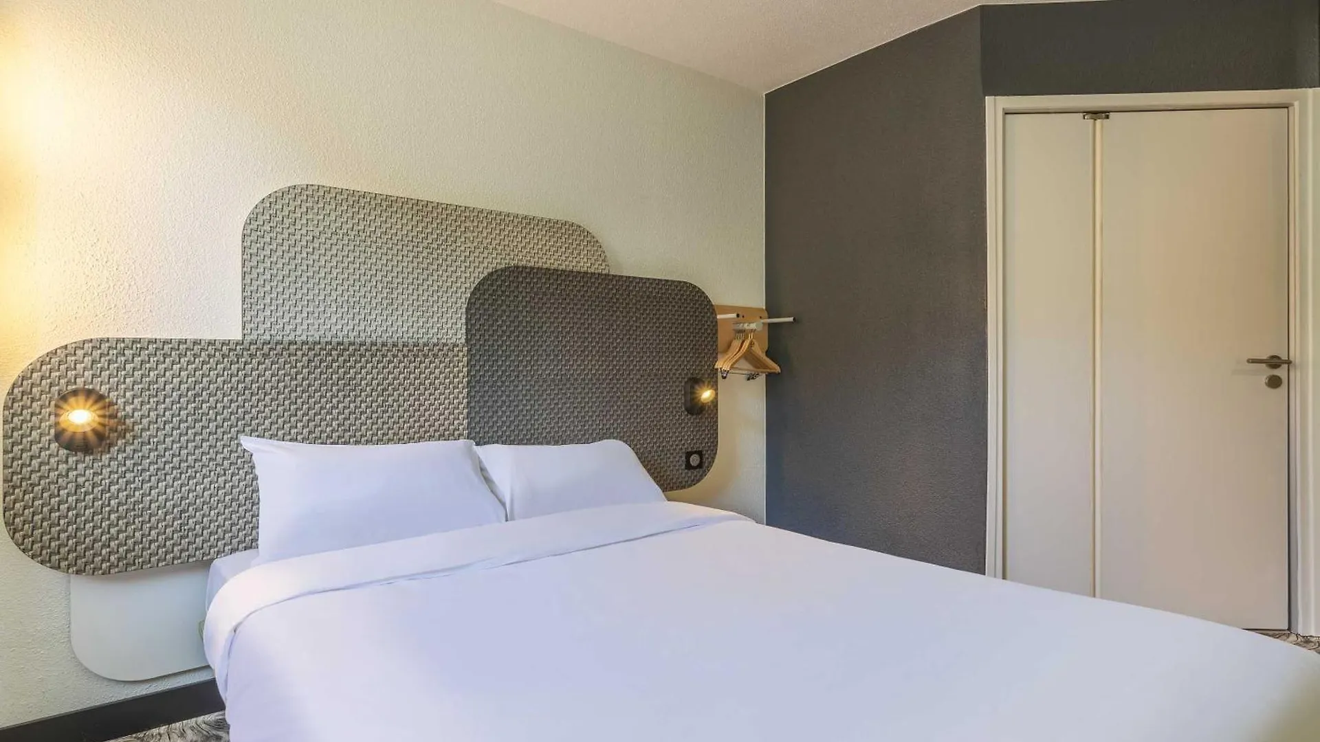 B&B Hotel Aix-En-Provence Meyreuil Sainte-Victoire